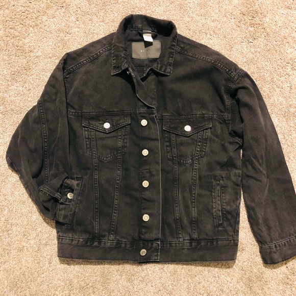 **SOLD** H&M black denim jacket - Picture 2 of 7